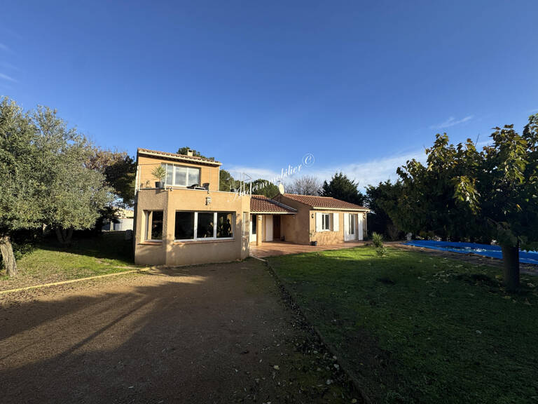 Villa avec piscine — photo 1