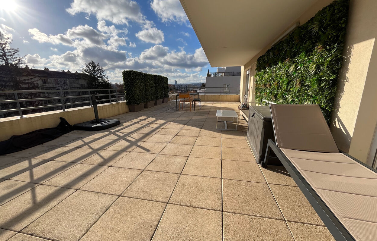 appartement 3 pièces 67 m2 à louer à Villeurbanne (69100)