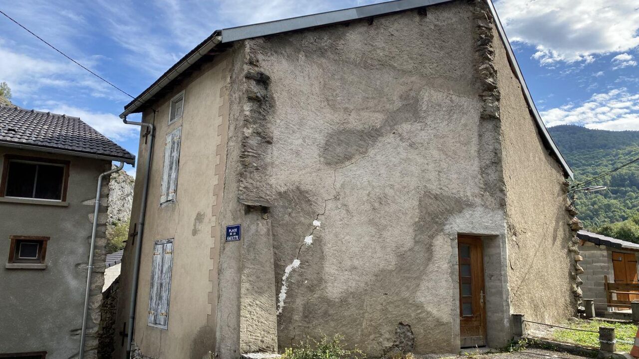 maison 4 pièces 80 m2 à vendre à Auzat (09220)