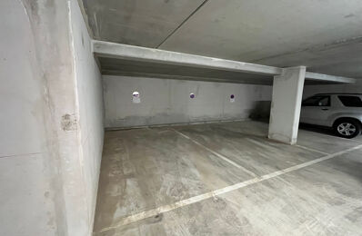 vente garage 26 500 € à proximité de Plan-de-Cuques (13380)