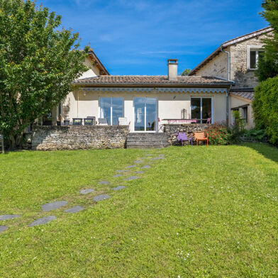 Maison 10 pièces 1390000 €