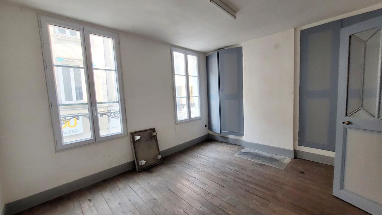 immeuble  pièces 120 m2 à vendre à Vierzon (18100)