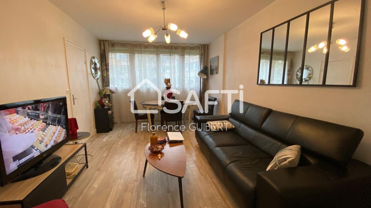 appartement 2 pièces 56 m2 à vendre à Les Mureaux (78130)