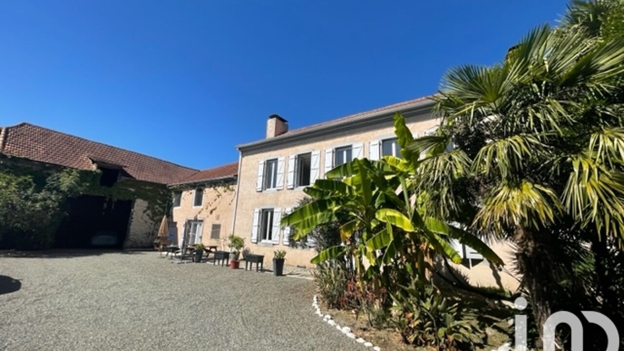 maison 8 pièces 250 m2 à vendre à Bazillac (65140)