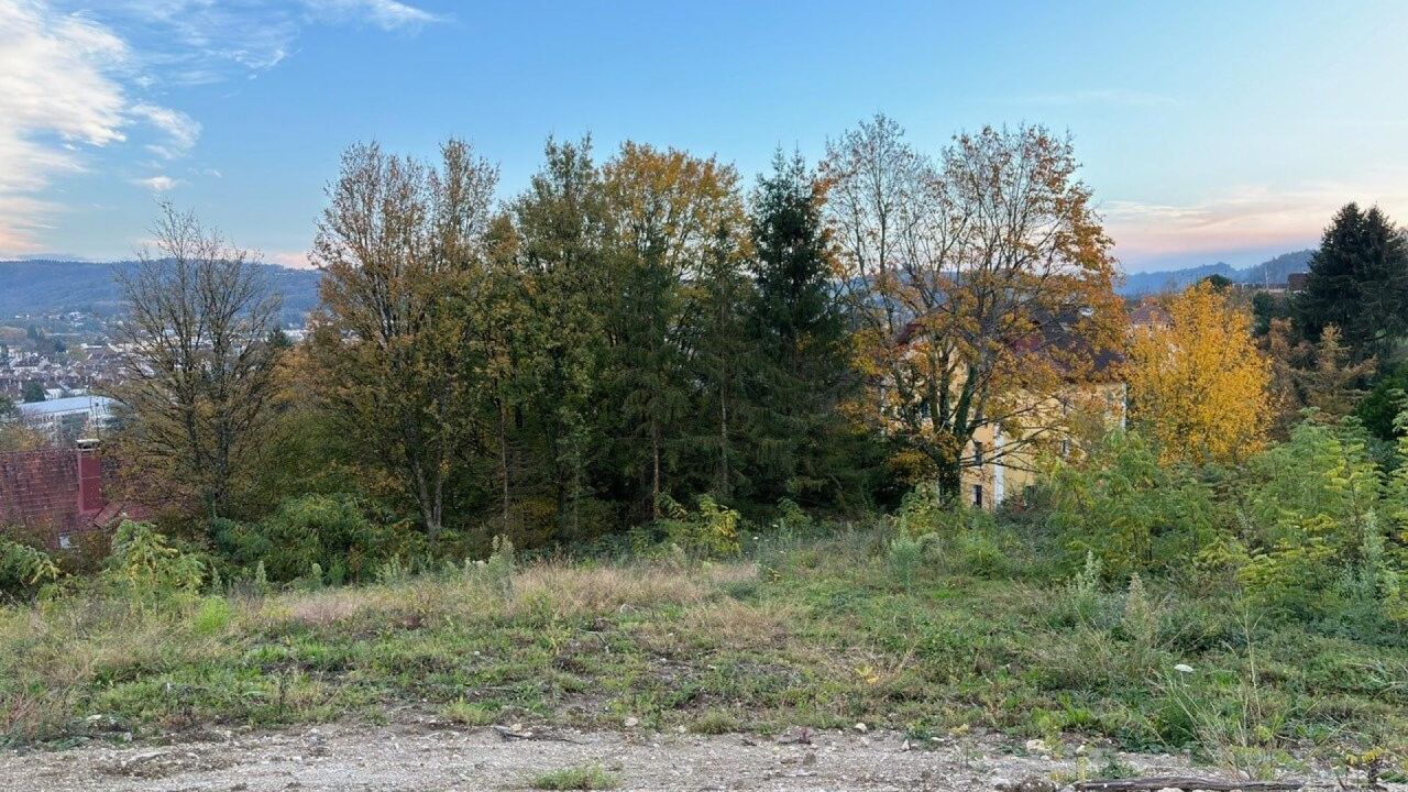 terrain  pièces 740 m2 à vendre à Lons-le-Saunier (39000)