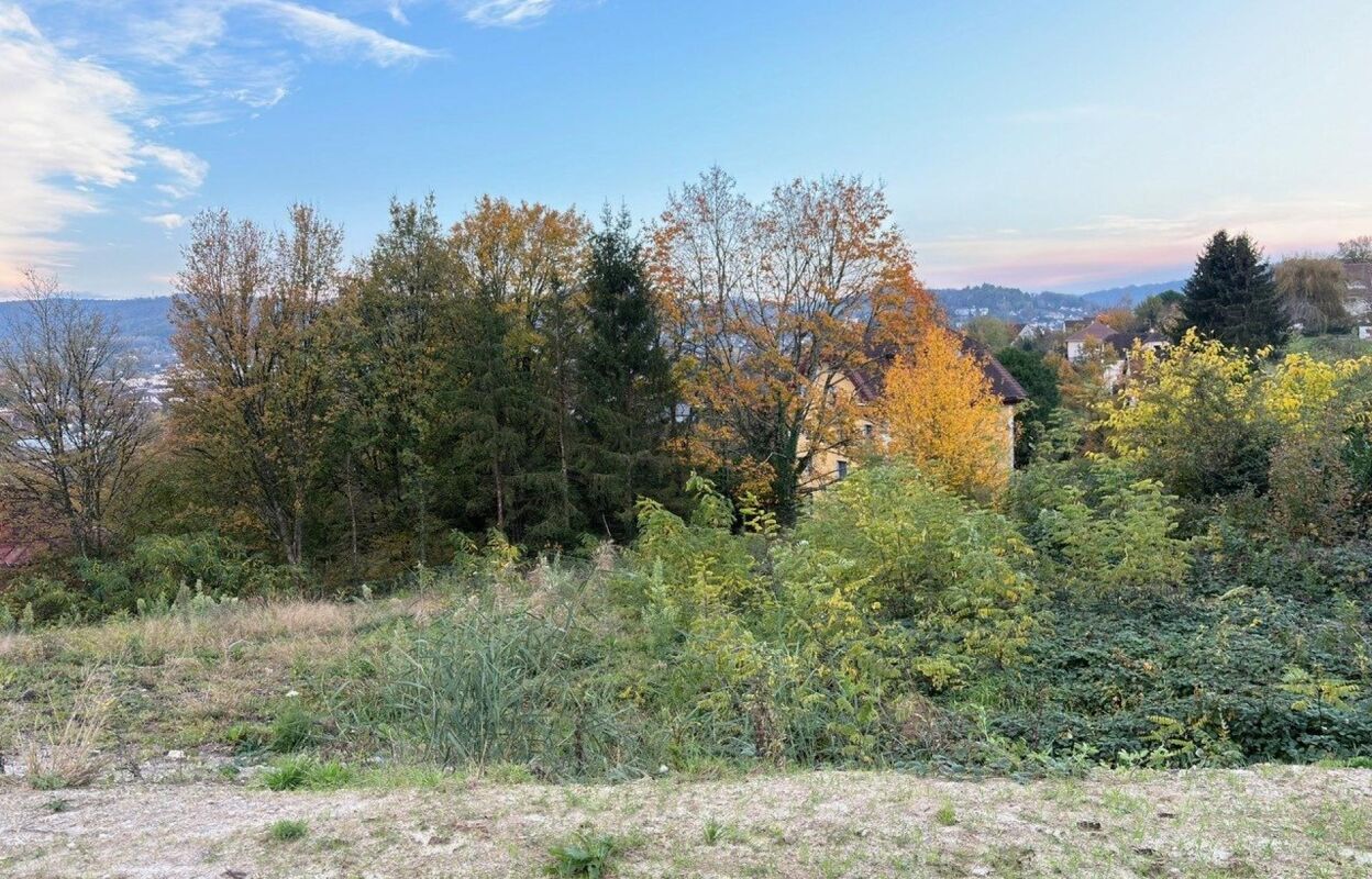 terrain  pièces 401 m2 à vendre à Lons-le-Saunier (39000)