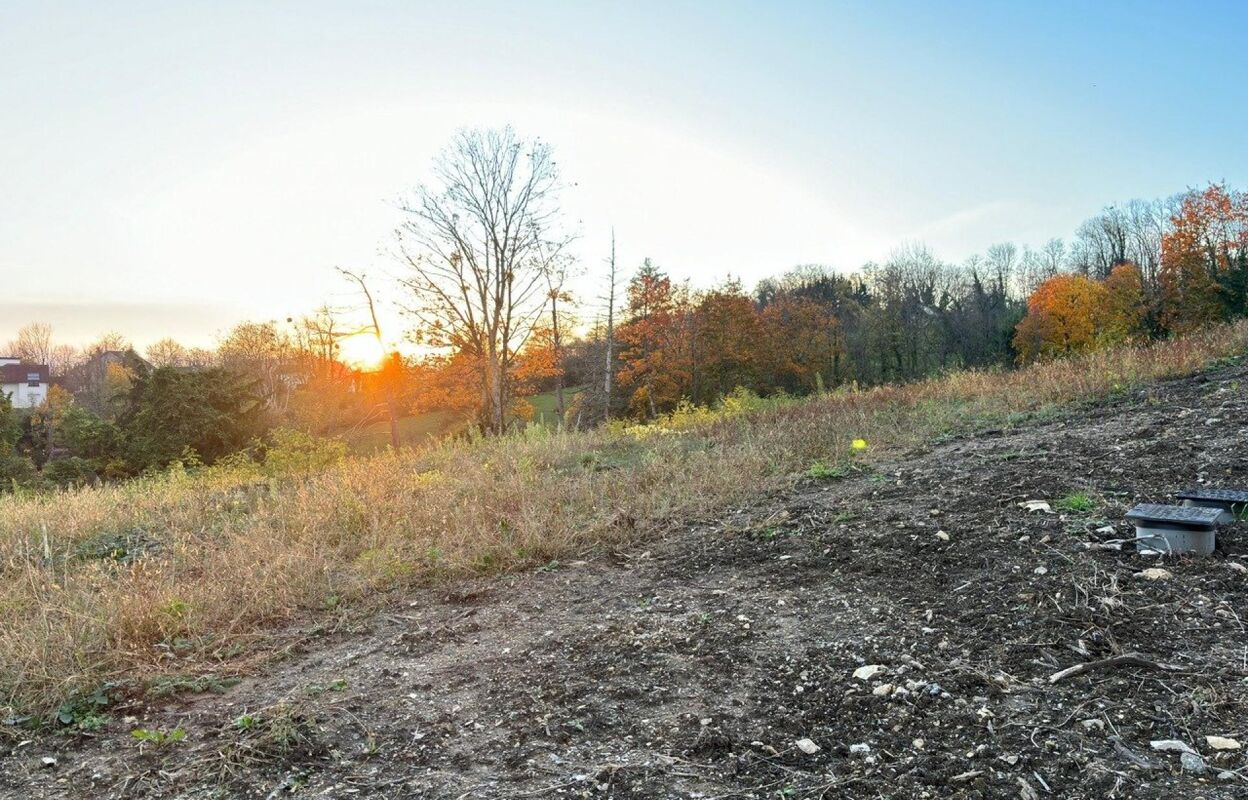 terrain  pièces 541 m2 à vendre à Lons-le-Saunier (39000)