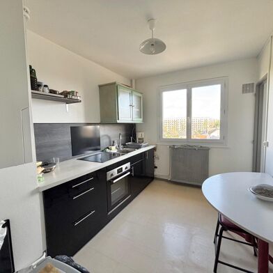 Appartement 4 pièces 99000 €