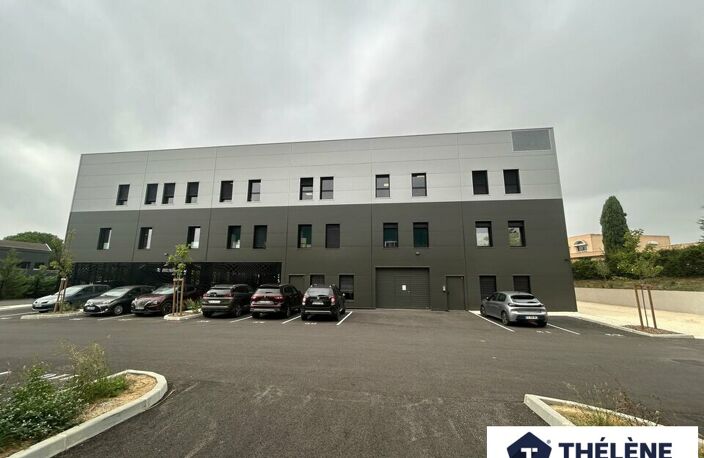 BUREAUX à LOUER — photo 2