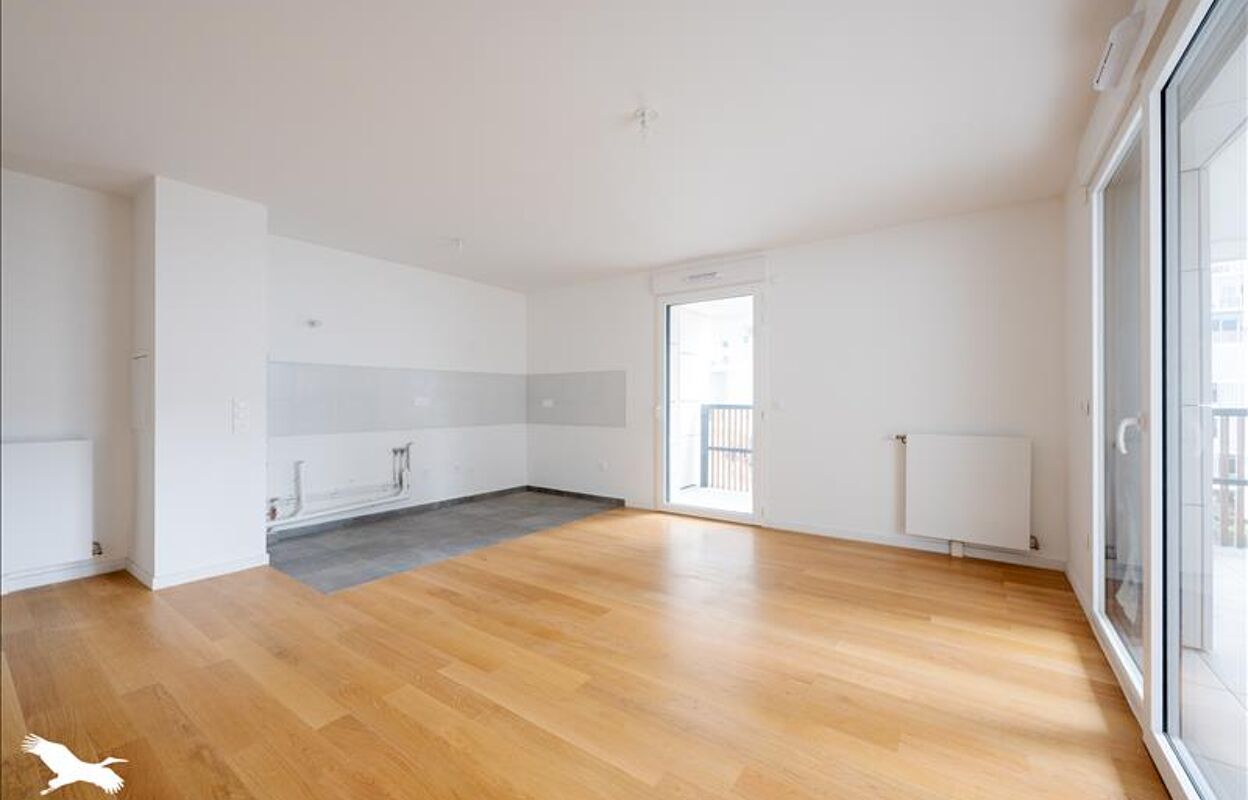 appartement 3 pièces 64 m2 à vendre à Clichy (92110)