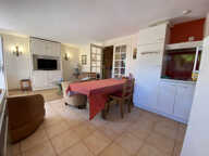 Proche centre ville de ST J P. PIED DE PORT,  spacieuse villa de 216 m2 avec jardin et garage. — photo 4