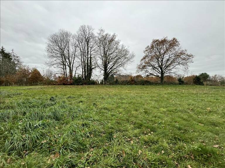 Terrain à bâtir de 0 pièces principales — photo 1