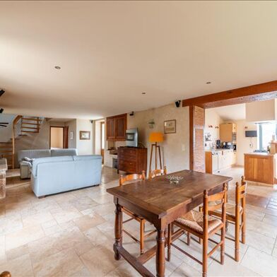 Maison 5 pièces 395500 €