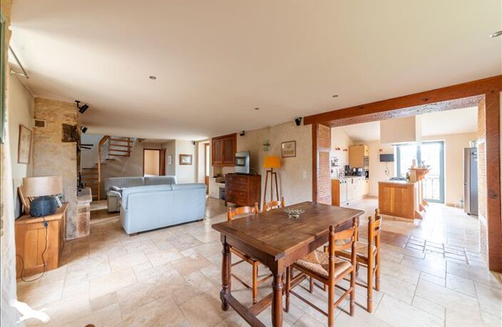 Maison en pierre de 5 pièces principales — photo 3