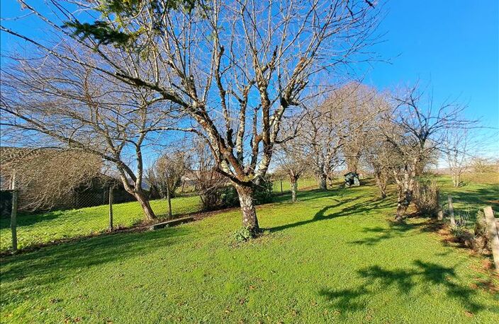 Vente maison 7 pièces 228 m² Deviat (16190) — photo 3