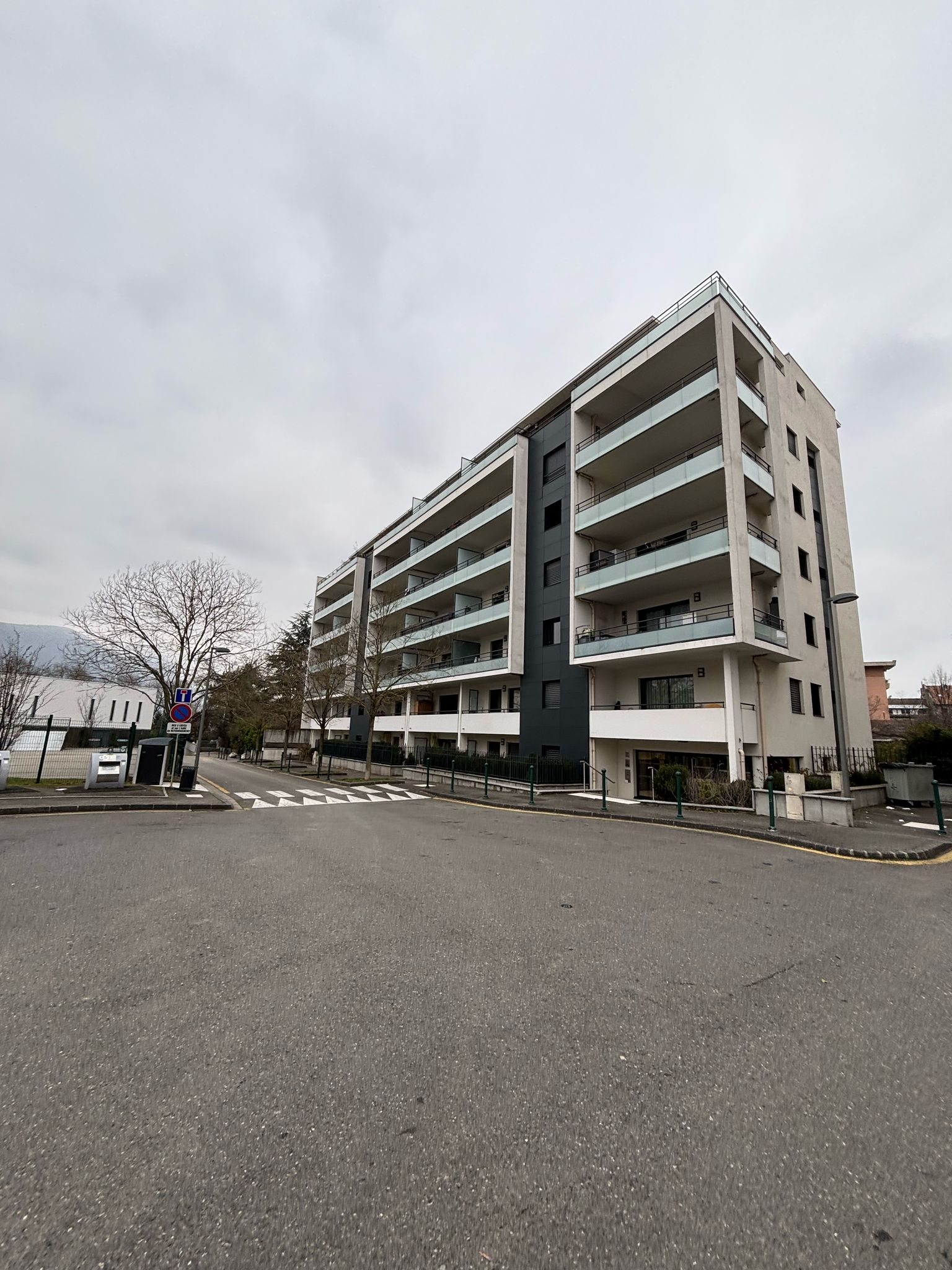 Autres  à louer Annemasse 74100