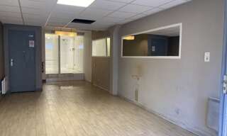 Commerce  48 m² à vendre à Céret (66400)