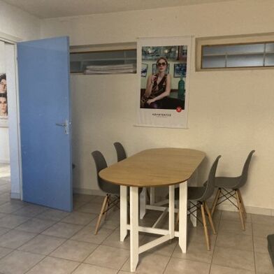 Commerce  550000 €