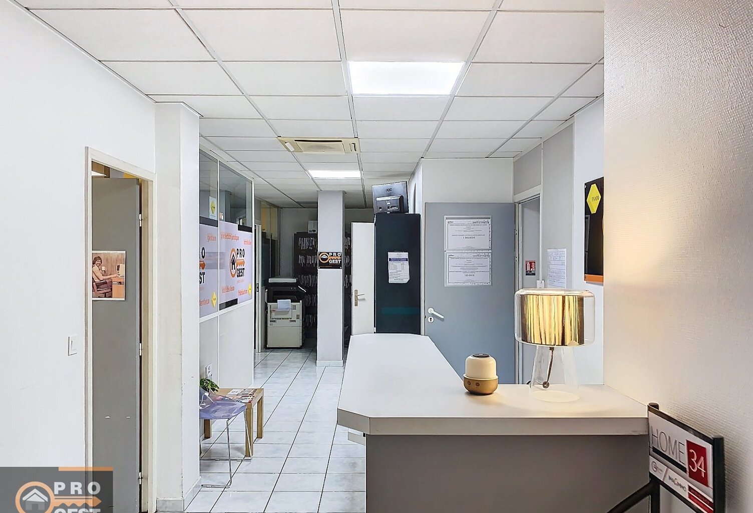 Bureau — photo 1