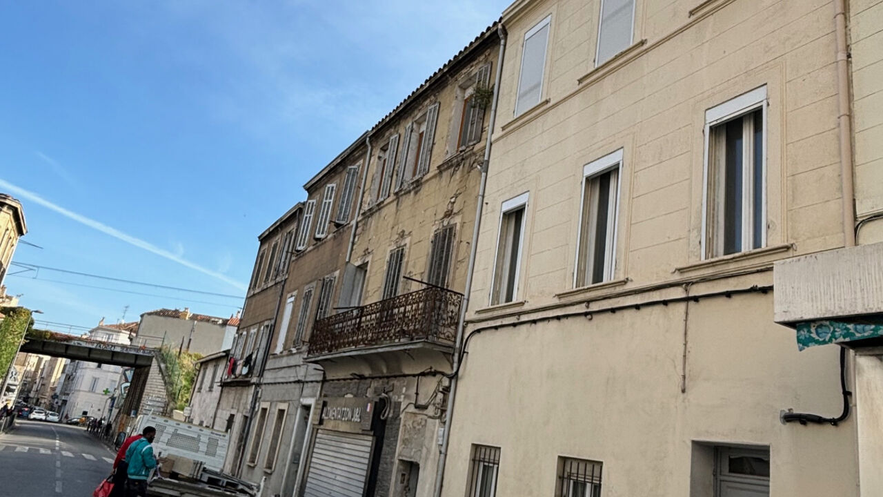 immeuble  pièces 200 m2 à vendre à Marseille 3 (13003)