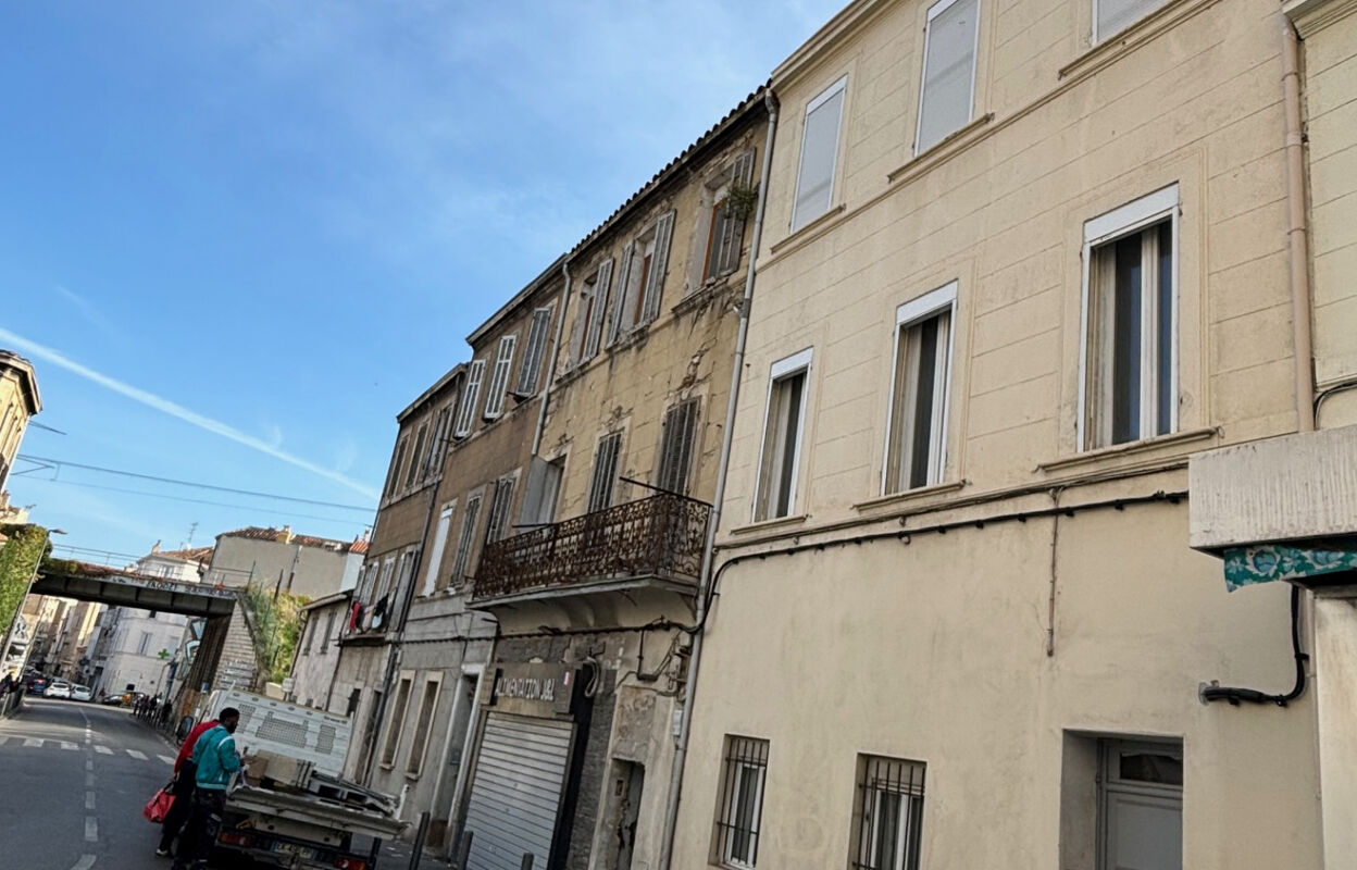 immeuble  pièces 200 m2 à vendre à Marseille 3 (13003)