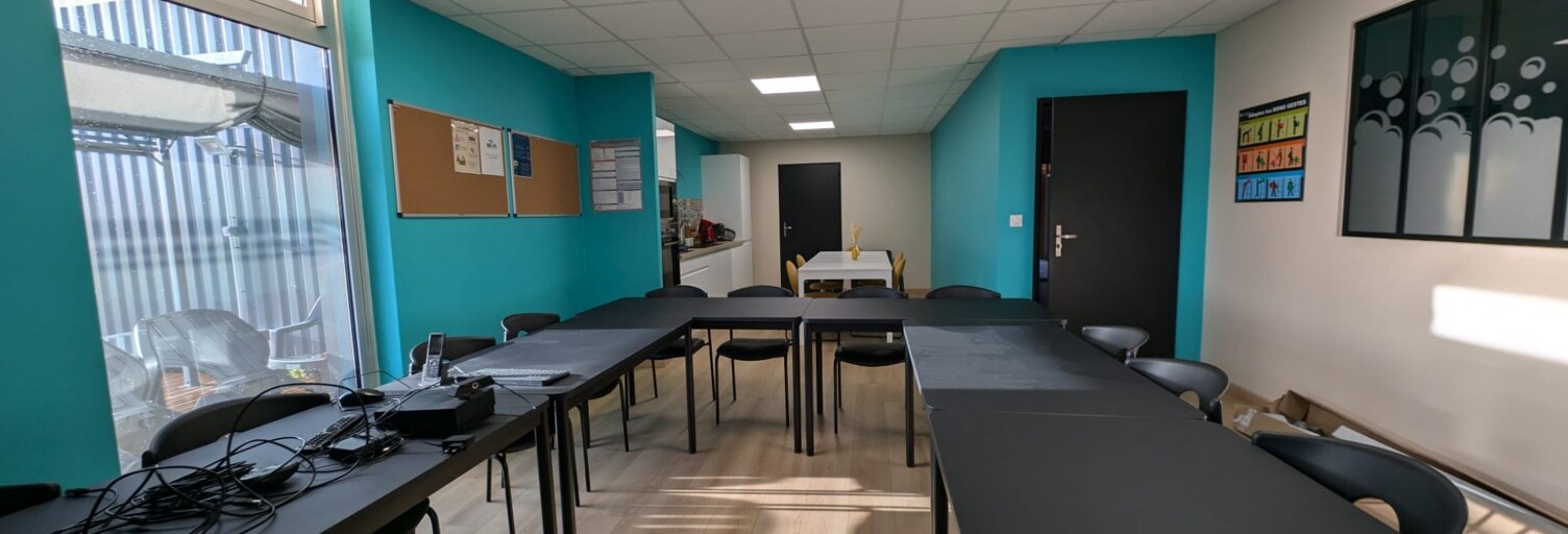 Commerce  450 m² à louer à Cinq-Mars-la-Pile (37130)