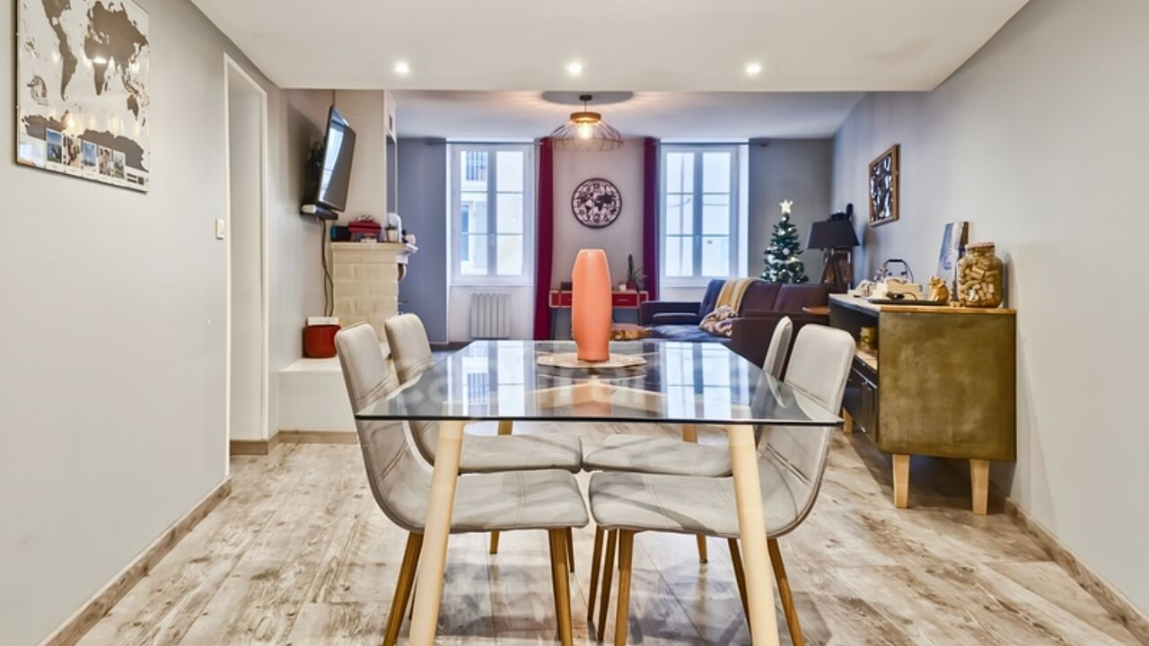 maison 6 pièces 176 m2 à vendre à Souligné-sous-Ballon (72290)