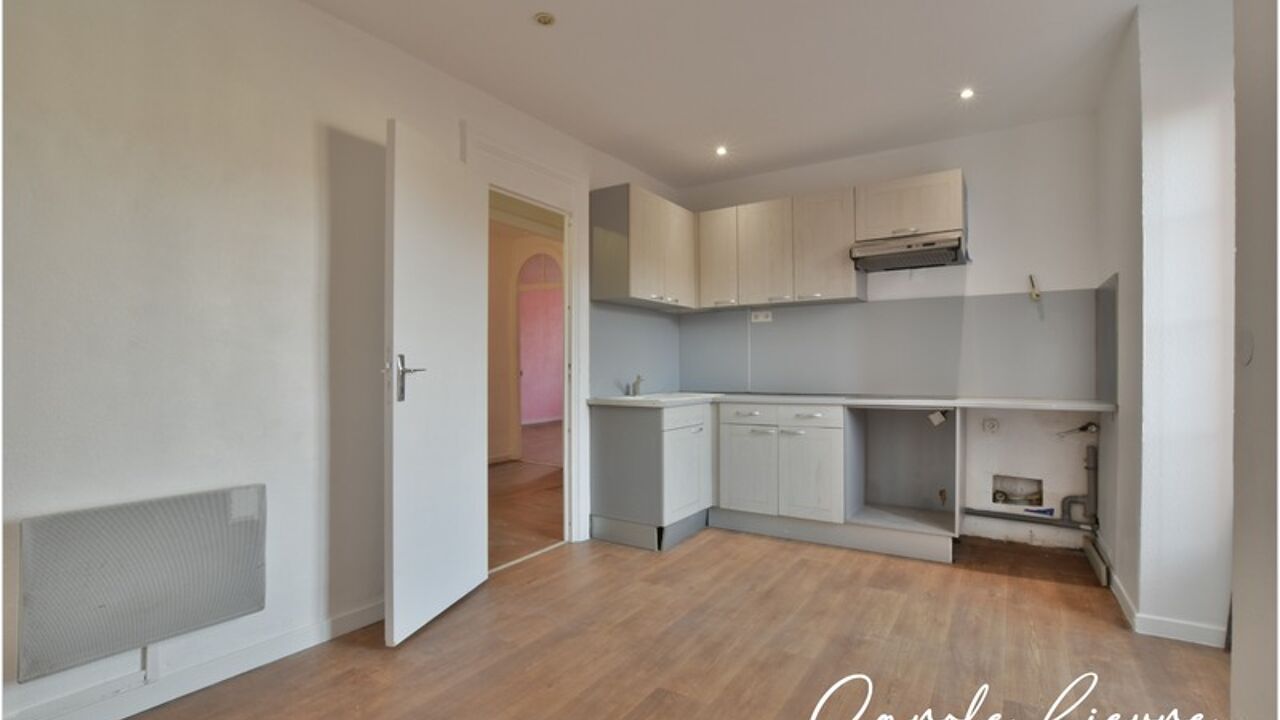 appartement 2 pièces 63 m2 à vendre à Clermont-l'Hérault (34800)