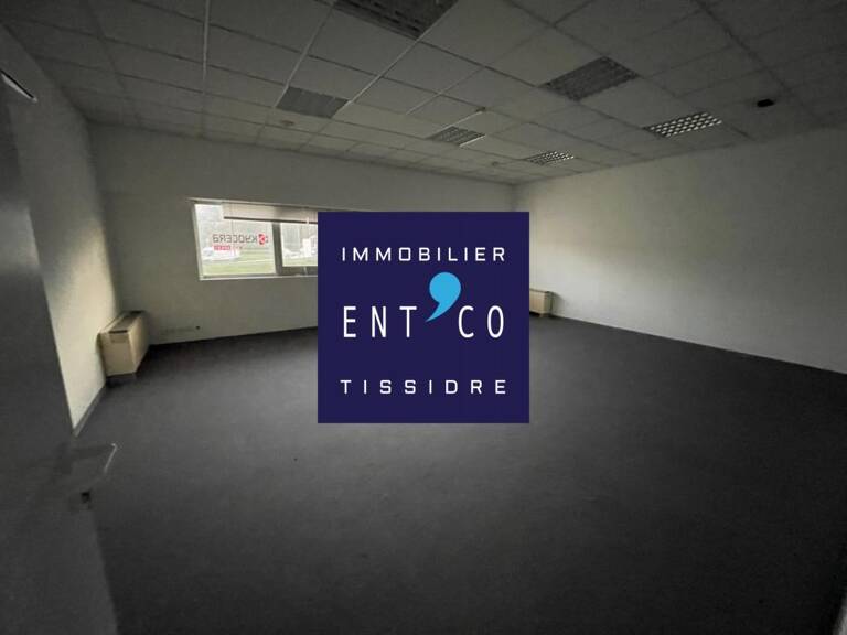 À LOUER - Bureaux de 47 m² à Estillac - Emplacement strat — photo 1