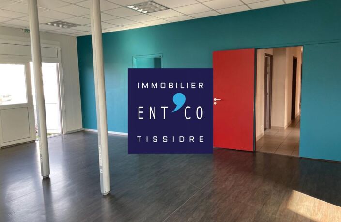 À LOUER - Bureaux de 330 m² à Estillac - Emplacement stra — photo 4