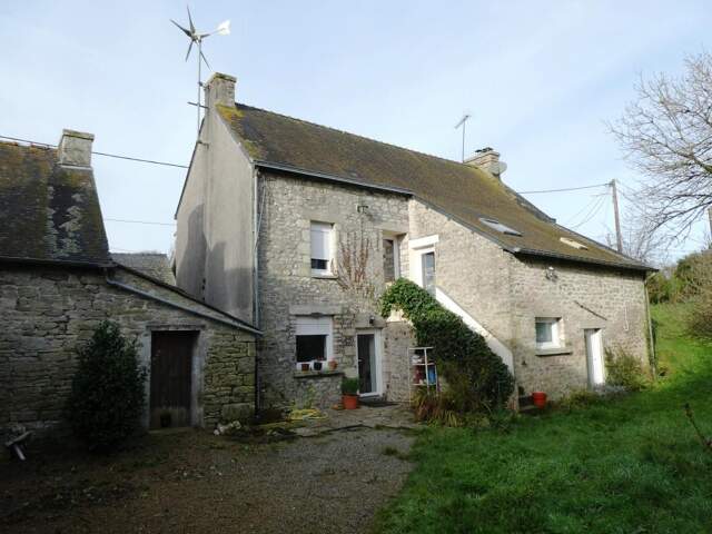 Maison en pierres — photo du bien