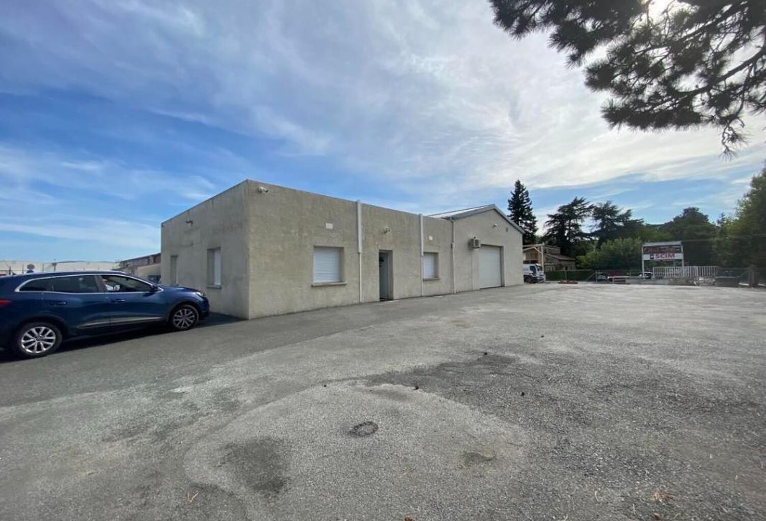 À louer - locaux d'activité de 367 m² à Castres — photo 1