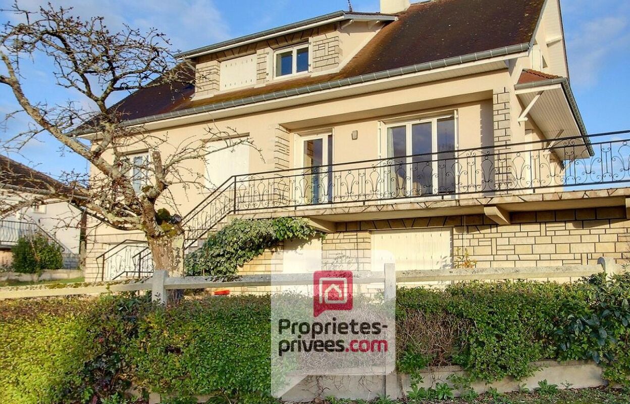 maison 8 pièces 196 m2 à vendre à Dordives (45680)