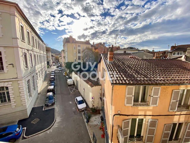 A Louer - Appartement 1 pièce(s) 25 m2 avec Mezzanine + cave-... — photo du bien