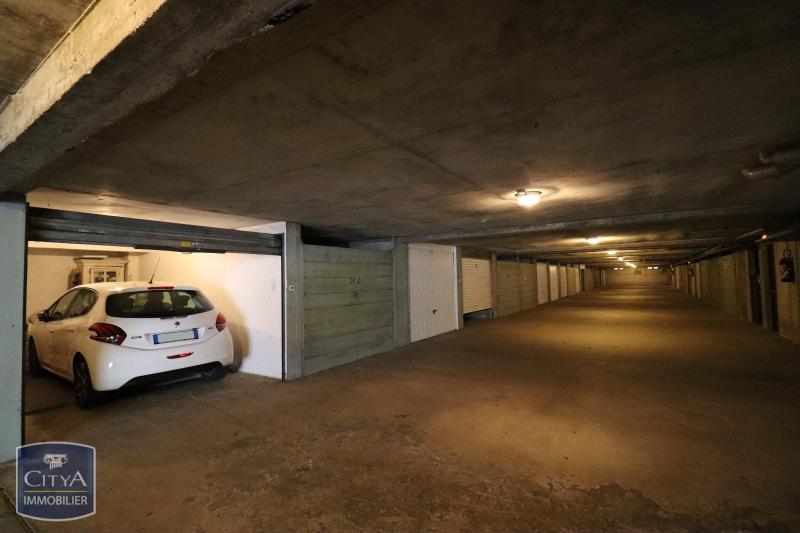 Parking  à louer Royan 17200