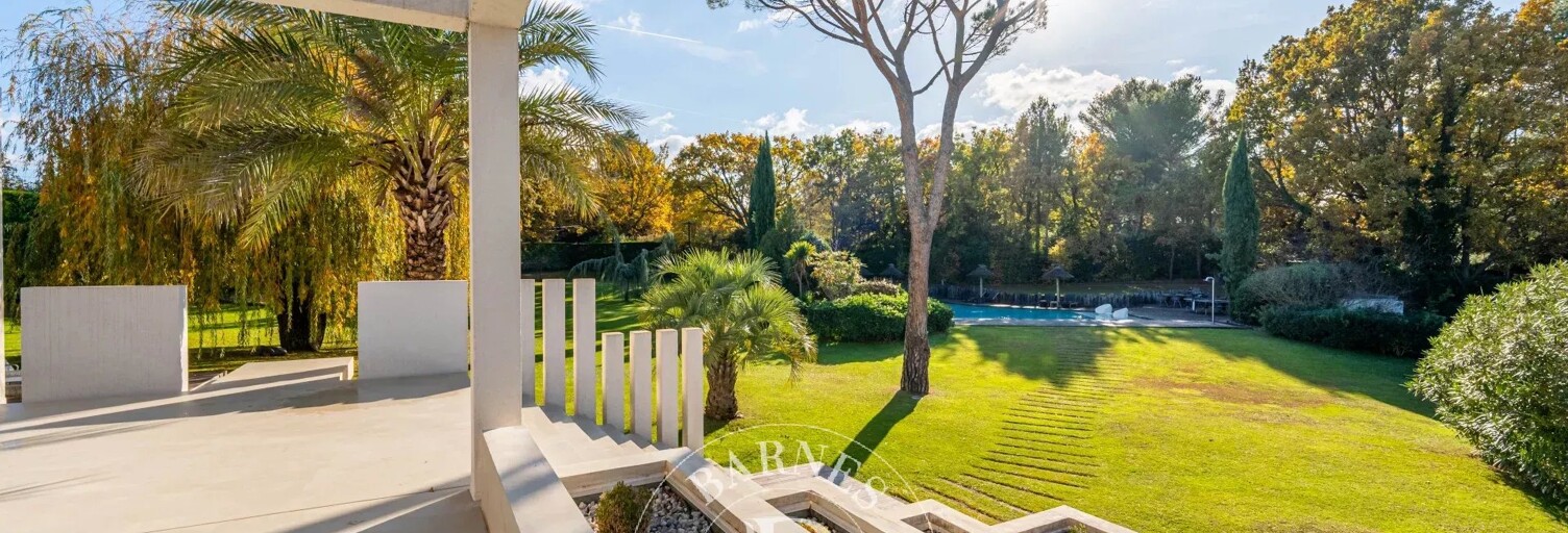 Maison 8 Pièces 447 m² à vendre à Aix-en-Provence (13100)