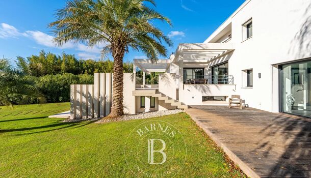 Propri&eacute;t&eacute; 8 pièces  à vendre Aix-en-Provence 13100