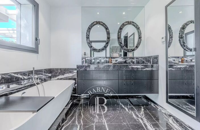 AIX EN PROVENCE - PROPRIETE CONTEMPORAINE - 6 CHAMBRES - PROXIMI — photo 4