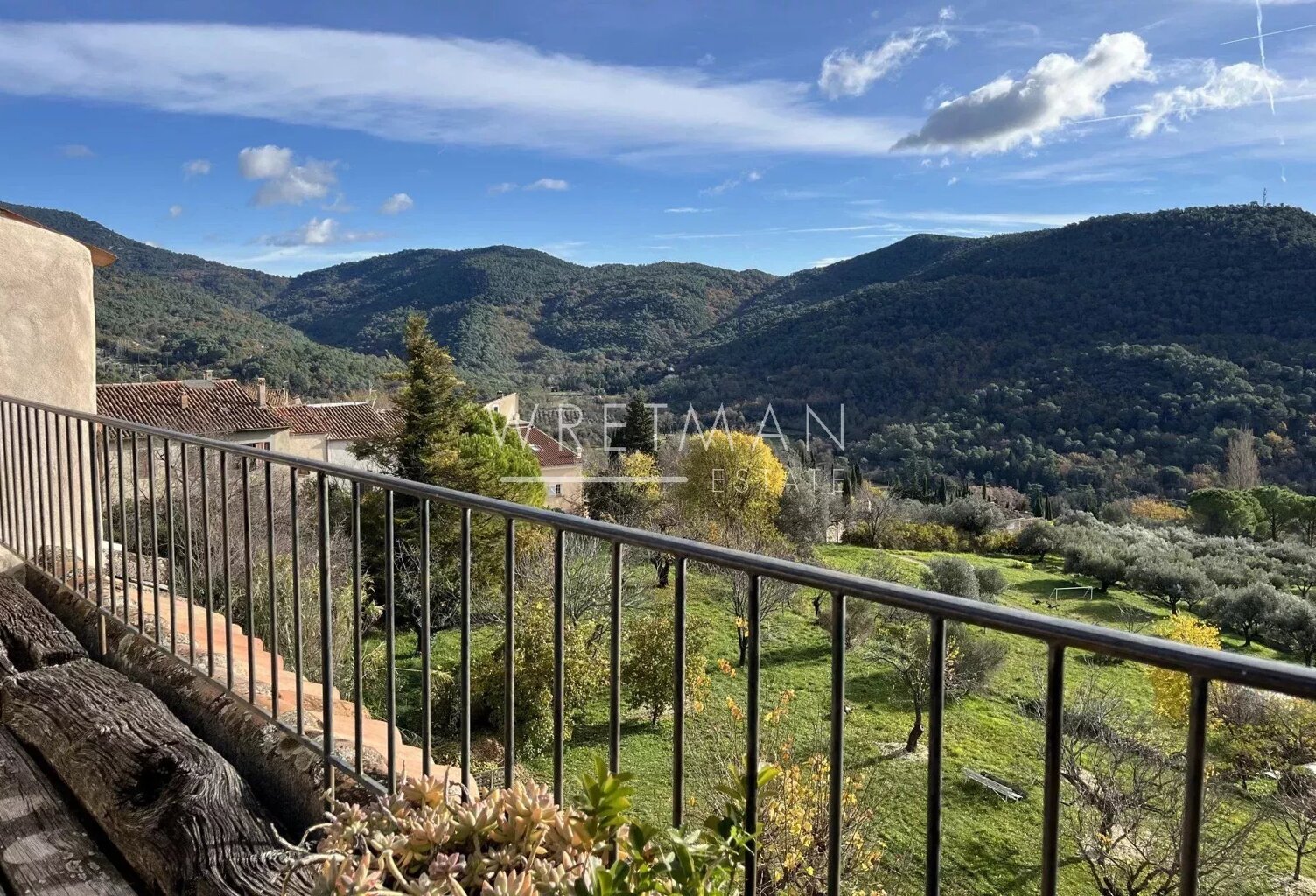 Maison de village authentique avec terrasse et vue fantastique - — photo 1