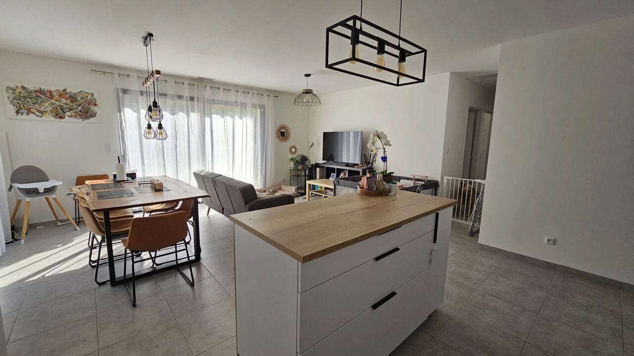 maison 4 pièces 83 m2 à vendre à Le Luc (83340)