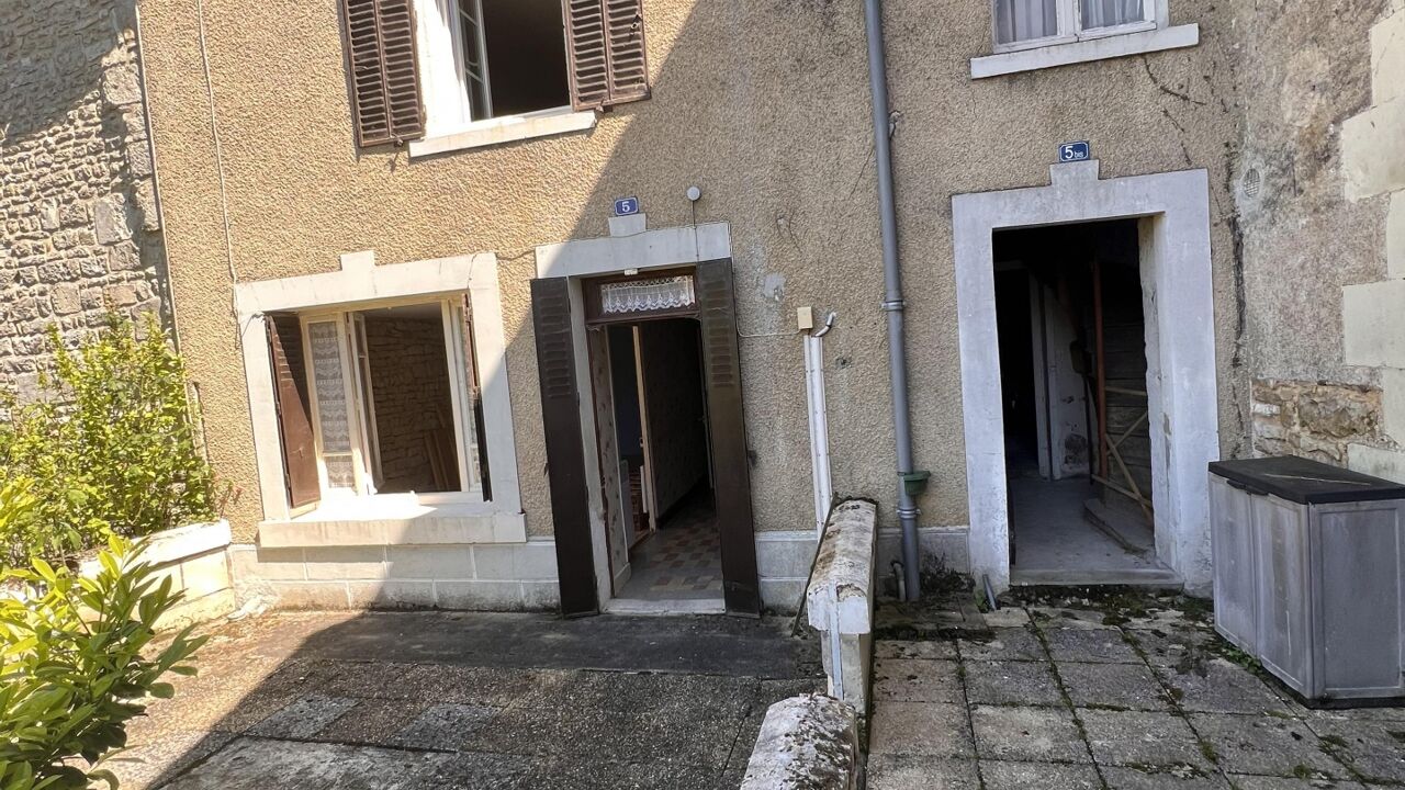 maison 6 pièces 130 m2 à vendre à Charroux (86250)