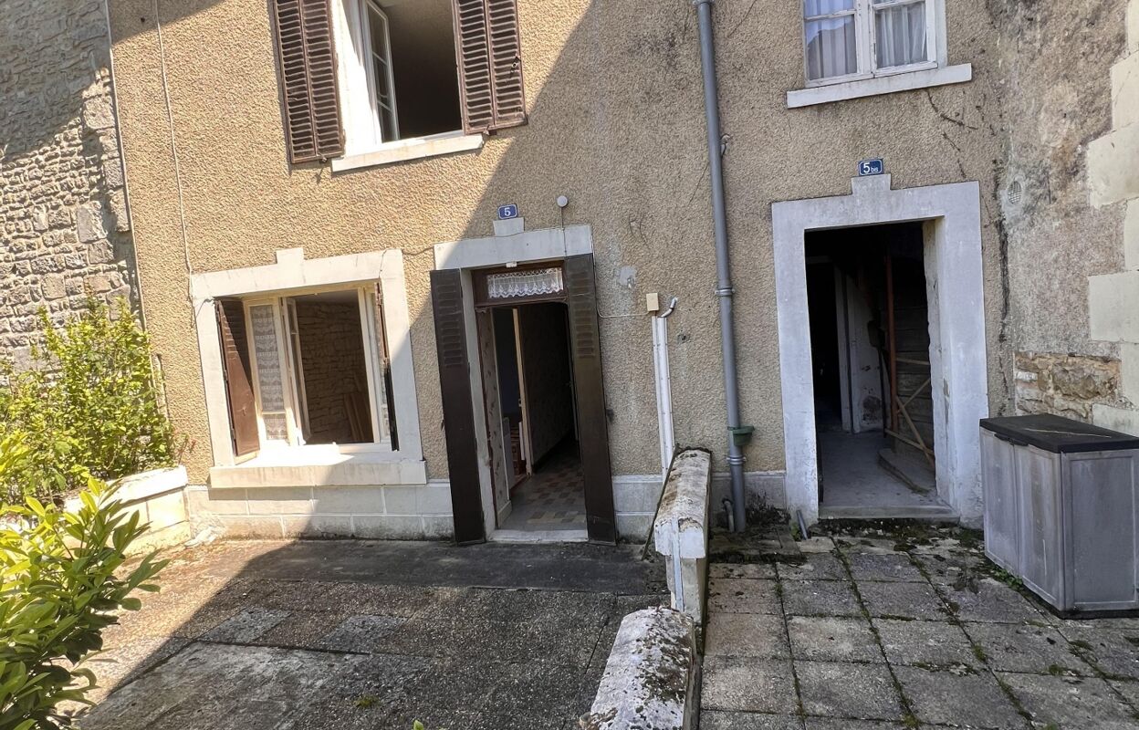 maison 6 pièces 130 m2 à vendre à Charroux (86250)