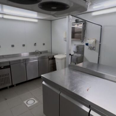 Commerce  500000 €