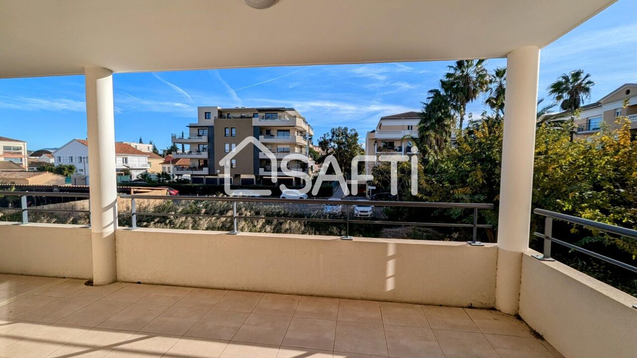 appartement 2 pièces 47 m2 à vendre à Saint-Raphaël (83530)