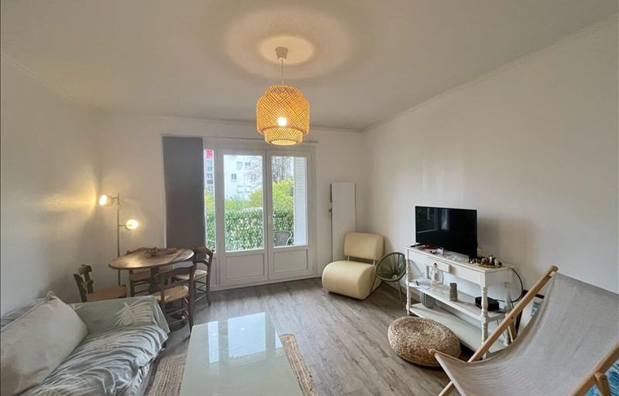 appartement 3 pièces 56 m2 à vendre à Billère (64140)