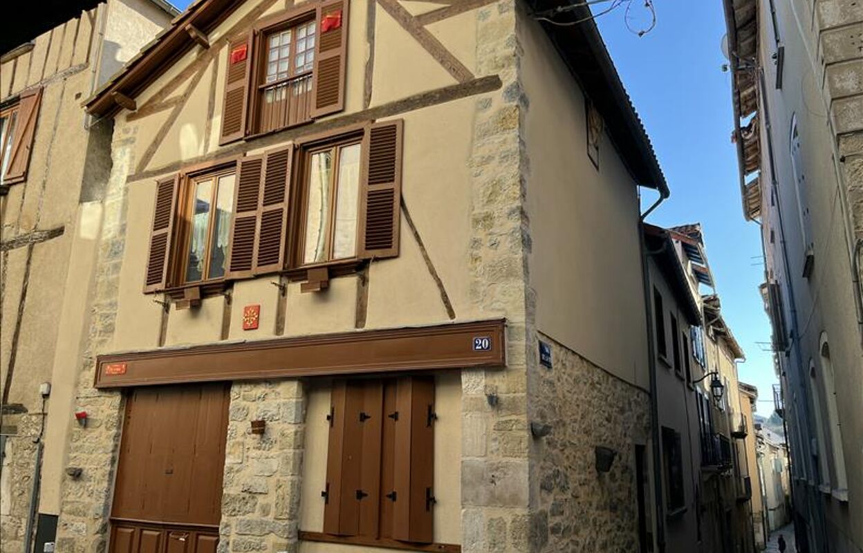 maison 5 pièces 139 m2 à vendre à Villefranche-de-Rouergue (12200)