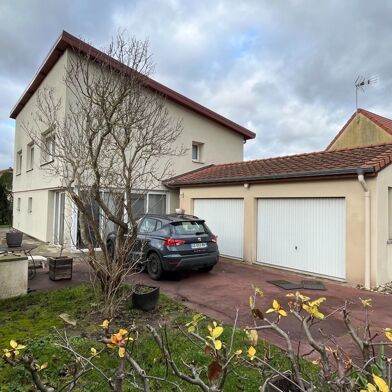 Maison 8 pièces 236000 €