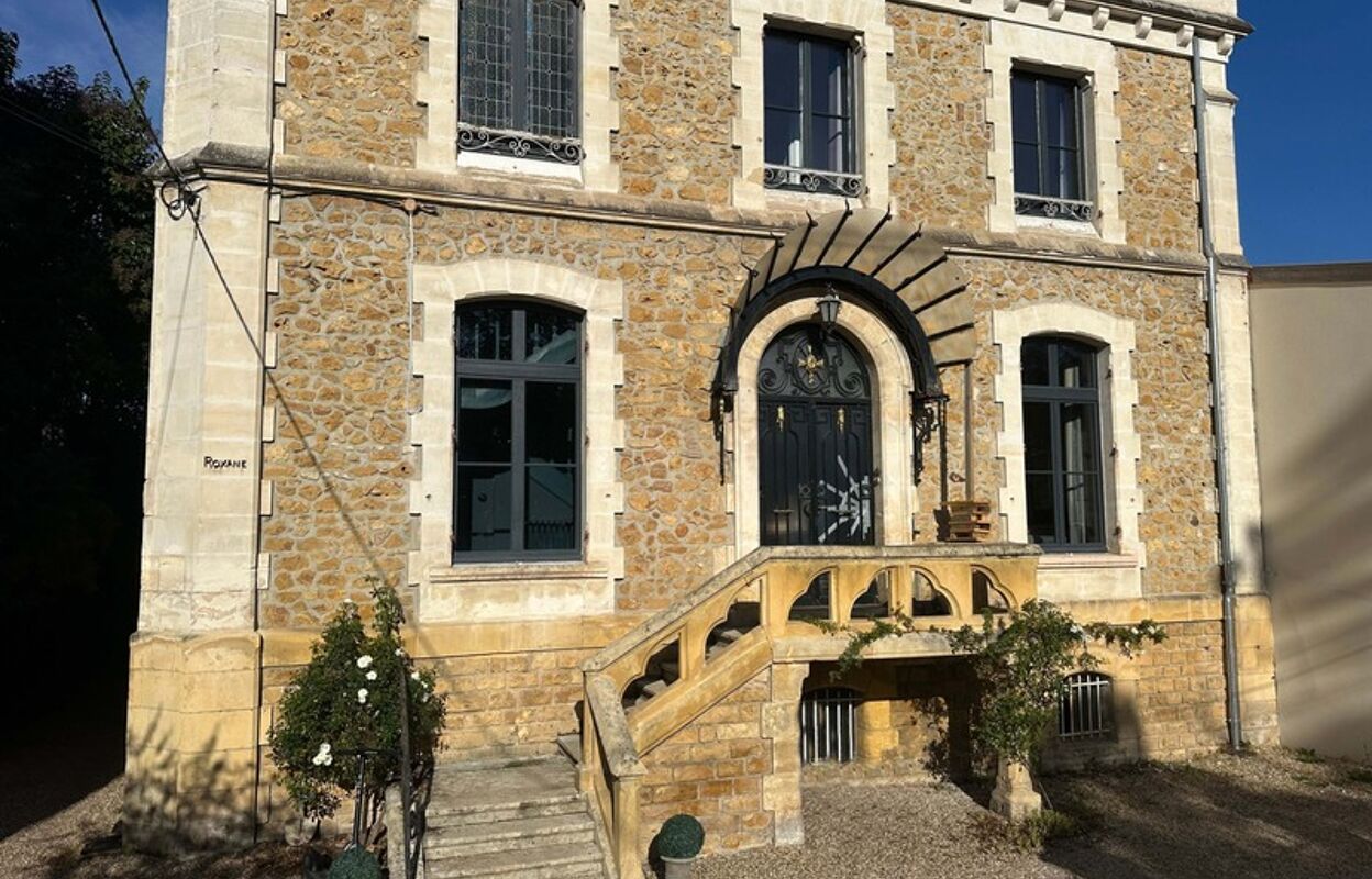 maison 14 pièces 427 m2 à vendre à Bergerac (24100)