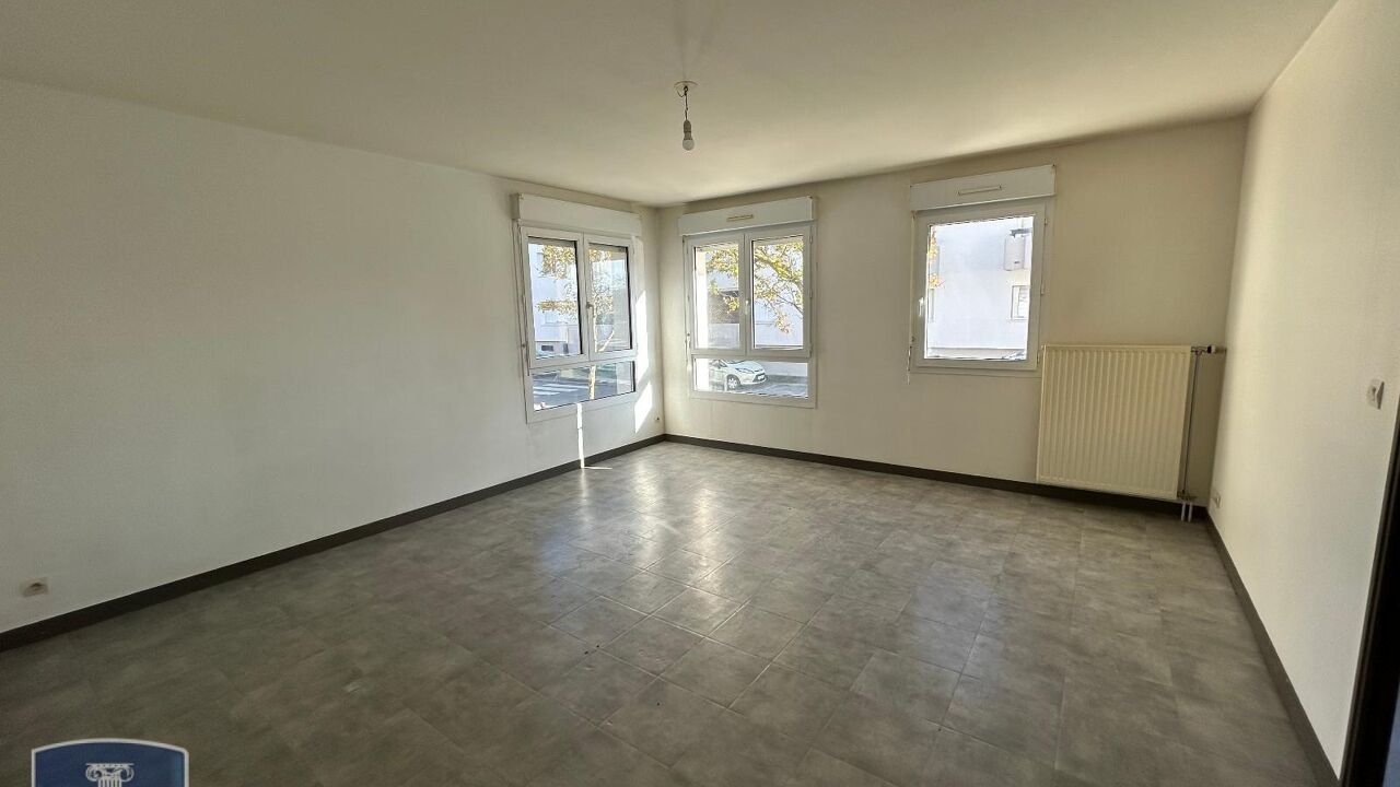 appartement 2 pièces 49 m2 à louer à Buxerolles (86180)