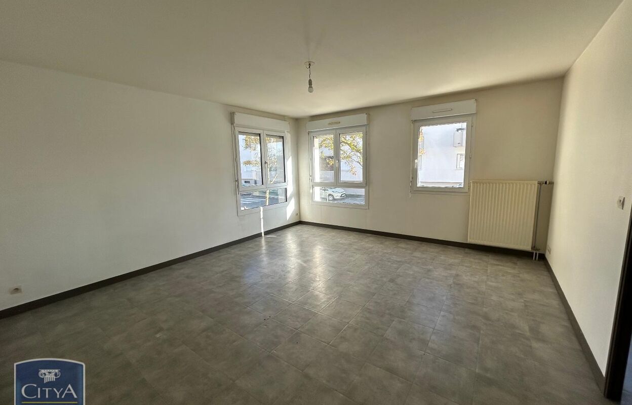 appartement 2 pièces 49 m2 à louer à Buxerolles (86180)